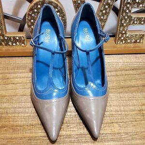 BIJOU New York Pointed Toe Blue Strap Patent Heels Sz 9
